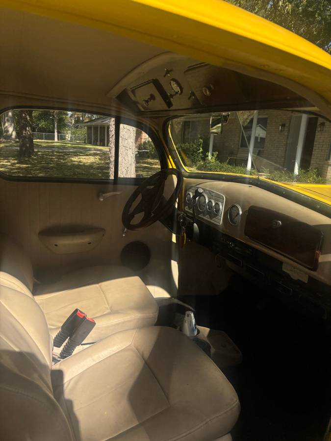 Chevy-custom-1936-yellow-13