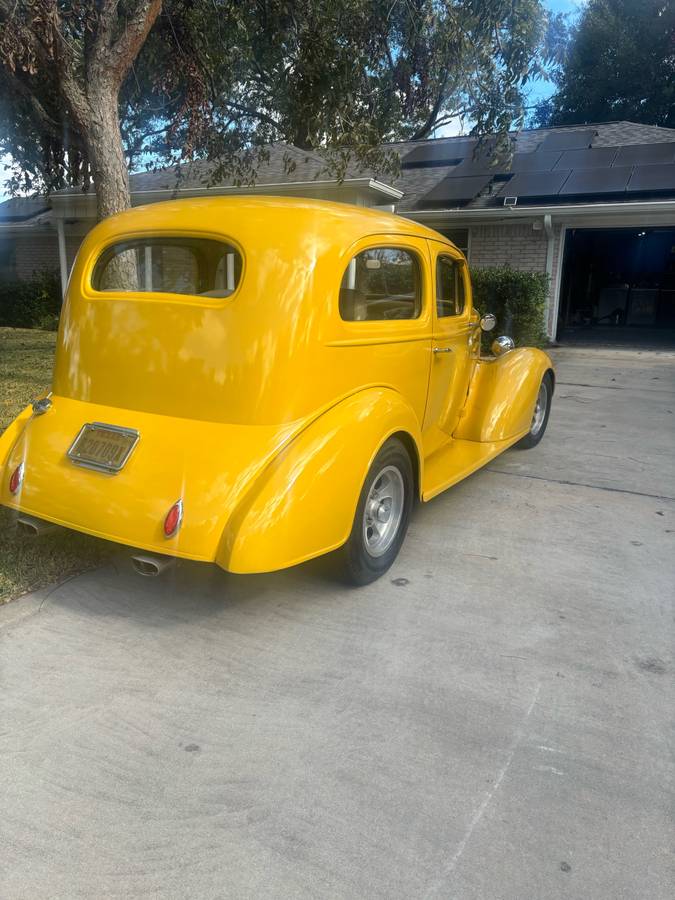 Chevy-custom-1936-yellow-2