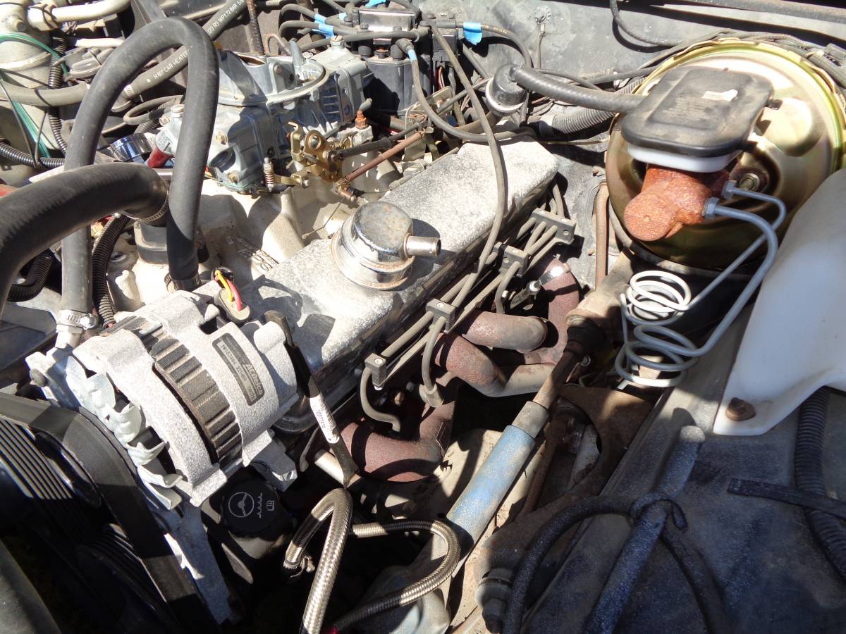 Chevy-el-camino-1981-white-10