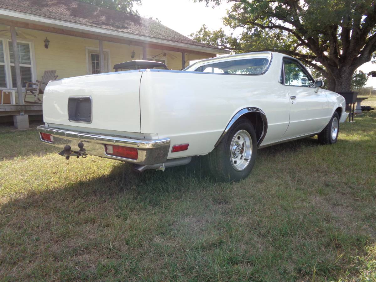 Chevy-el-camino-1981-white-19