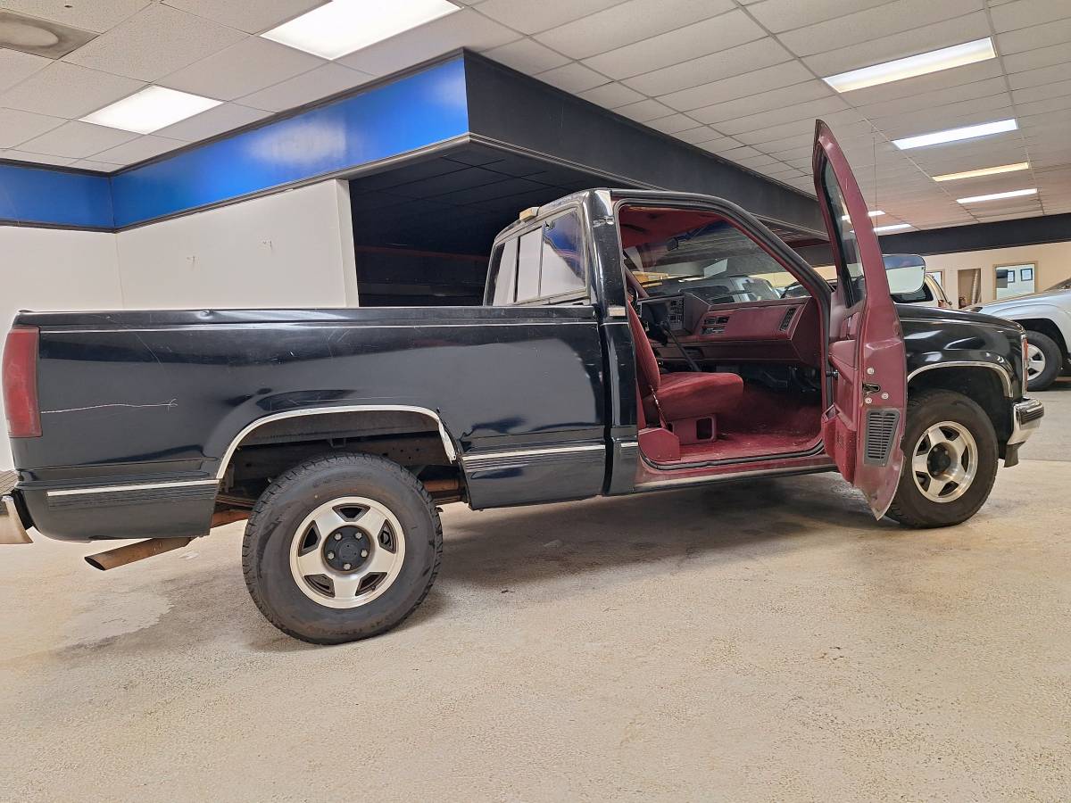 Chevy-silverado-1989-black-6