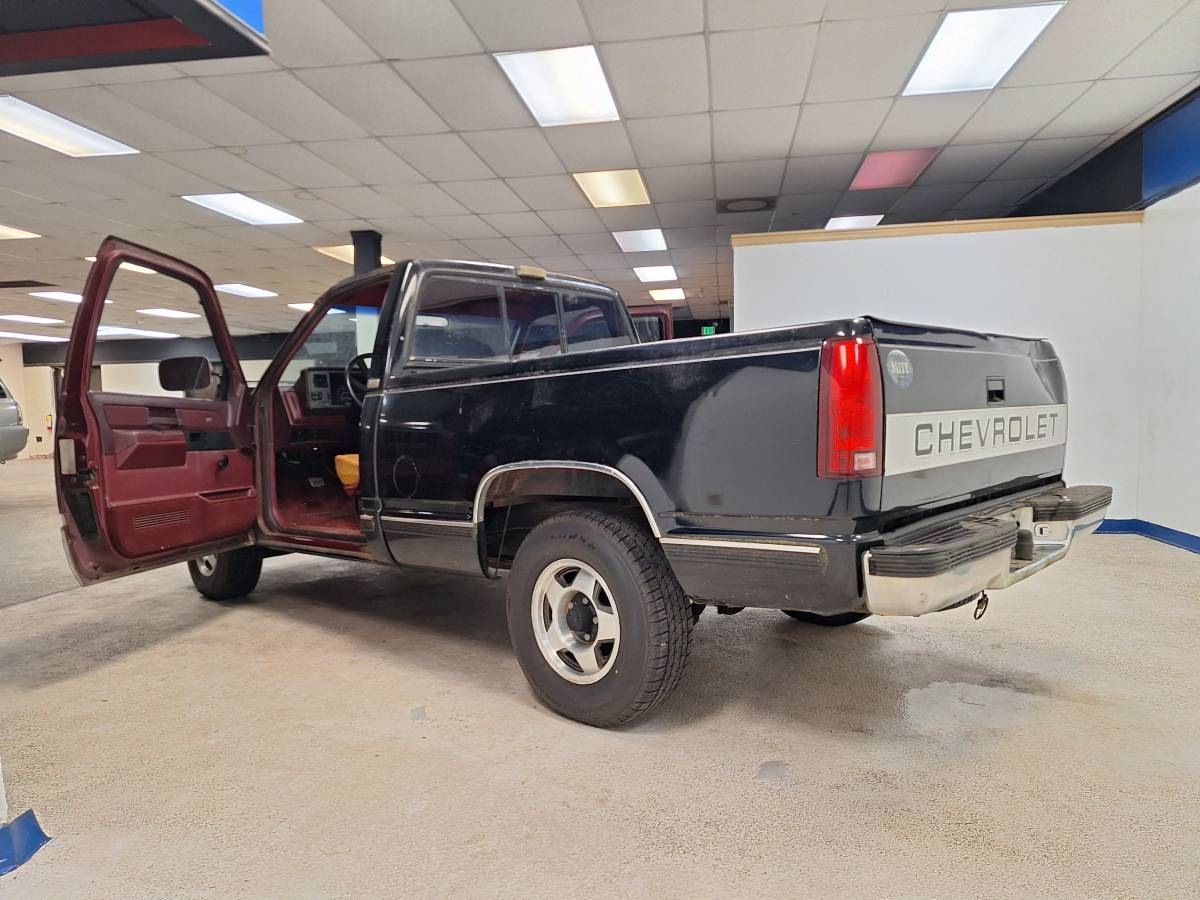 Chevy-silverado-1989-black-8