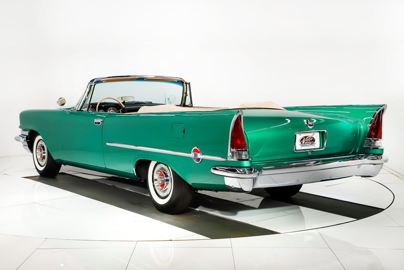 Chrysler-300-1957-Parade-Green-Cream-10