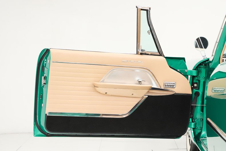 Chrysler-300-1957-Parade-Green-Cream-11