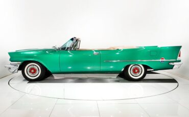 Chrysler-300-1957-Parade-Green-Cream-20