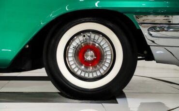 Chrysler-300-1957-Parade-Green-Cream-21