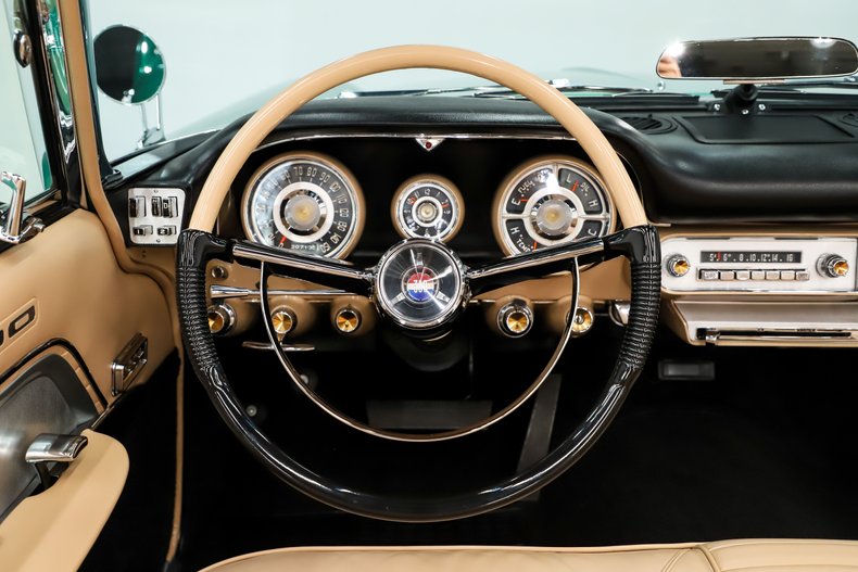 Chrysler-300-1957-Parade-Green-Cream-23