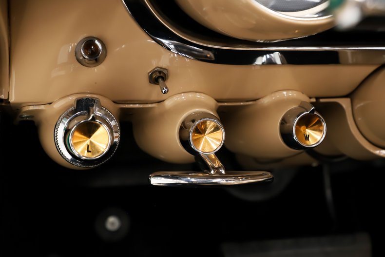 Chrysler-300-1957-Parade-Green-Cream-29