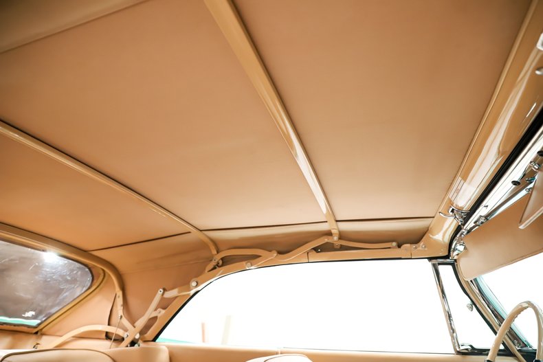 Chrysler-300-1957-Parade-Green-Cream-33