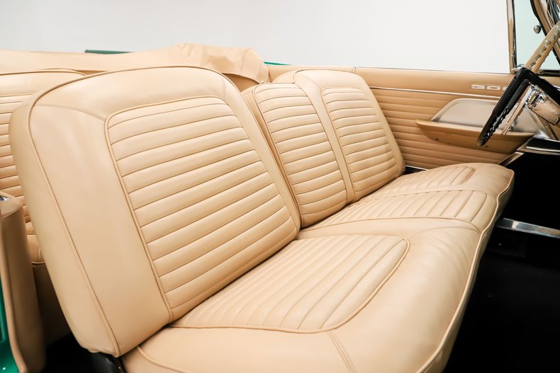 Chrysler-300-1957-Parade-Green-Cream-5