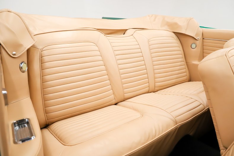 Chrysler-300-1957-Parade-Green-Cream-6