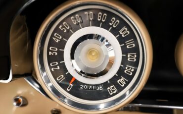 Chrysler-300-1957-Parade-Green-Cream-7