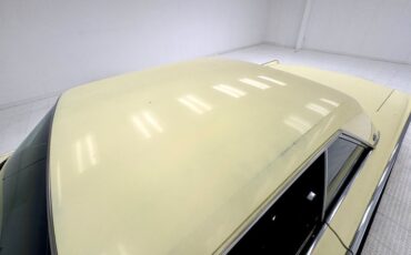 Chrysler-300-1966-Daffodil-Yellow-Black-12