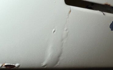 Chrysler-300-1966-Daffodil-Yellow-Black-32