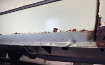 Chrysler-300-1966-Daffodil-Yellow-Black-34