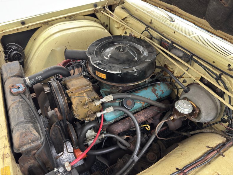 Chrysler-300-1966-Daffodil-Yellow-Black-41