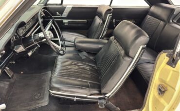 Chrysler-300-1966-Daffodil-Yellow-Black-48