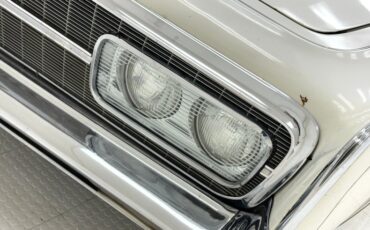 Chrysler-Imperial-1965-Persian-White-Black-11