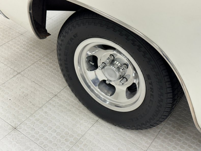 Chrysler-Imperial-1965-Persian-White-Black-12