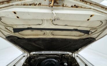 Chrysler-Imperial-1965-Persian-White-Black-25