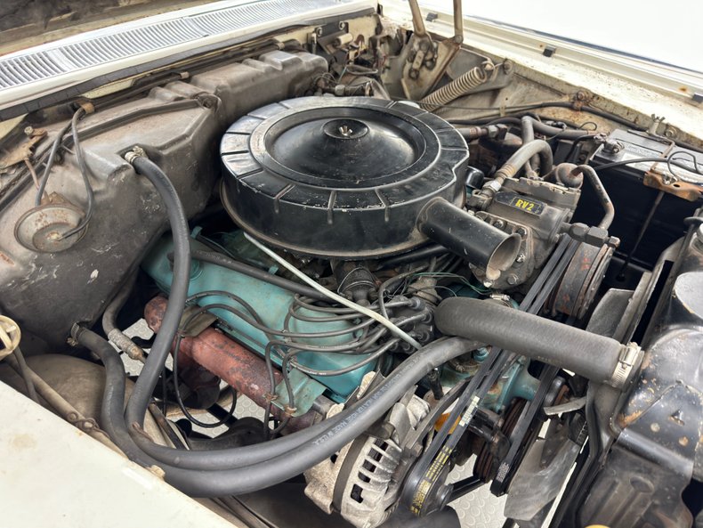 Chrysler-Imperial-1965-Persian-White-Black-26