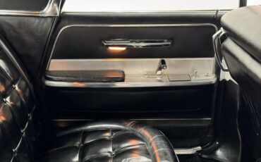 Chrysler-Imperial-1965-Persian-White-Black-34