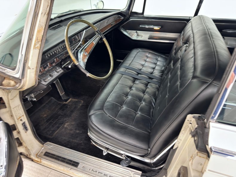 Chrysler-Imperial-1965-Persian-White-Black-37