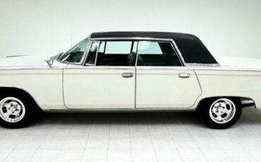 Chrysler-Imperial-1965-Persian-White-Black