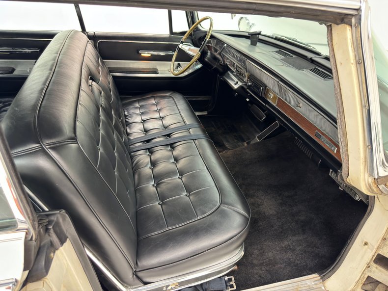 Chrysler-Imperial-1965-Persian-White-Black-39