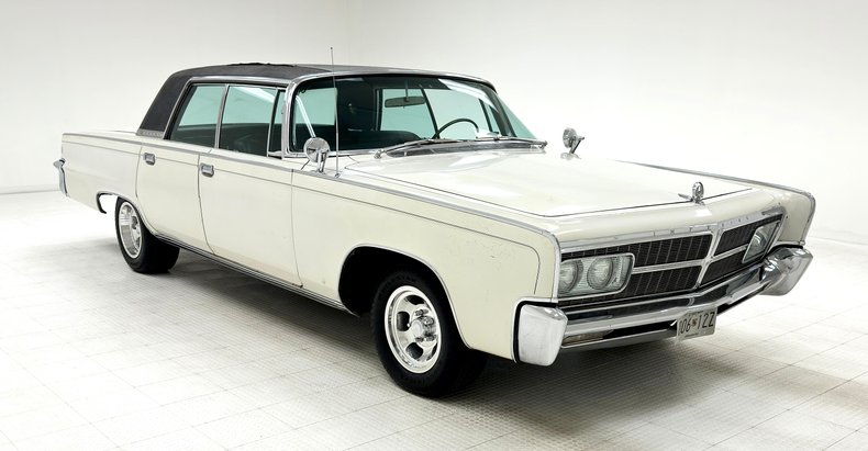 Chrysler-Imperial-1965-Persian-White-Black-5