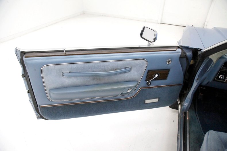 Chrysler-Lebaron-1979-Cadet-Blue-Metallic-Blue-37