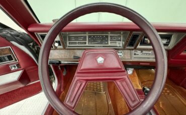 Chrysler-Lebaron-1985-Bright-Silver-Metall-Oxblood-45