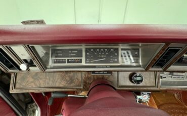 Chrysler-Lebaron-1985-Bright-Silver-Metall-Oxblood-46