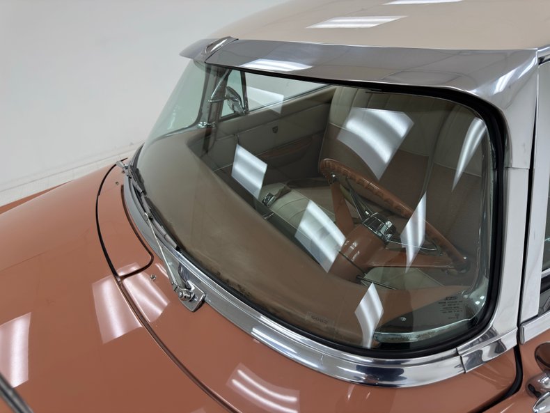 Chrysler-New-yorker-1955-Canyon-Tan-Coral-11