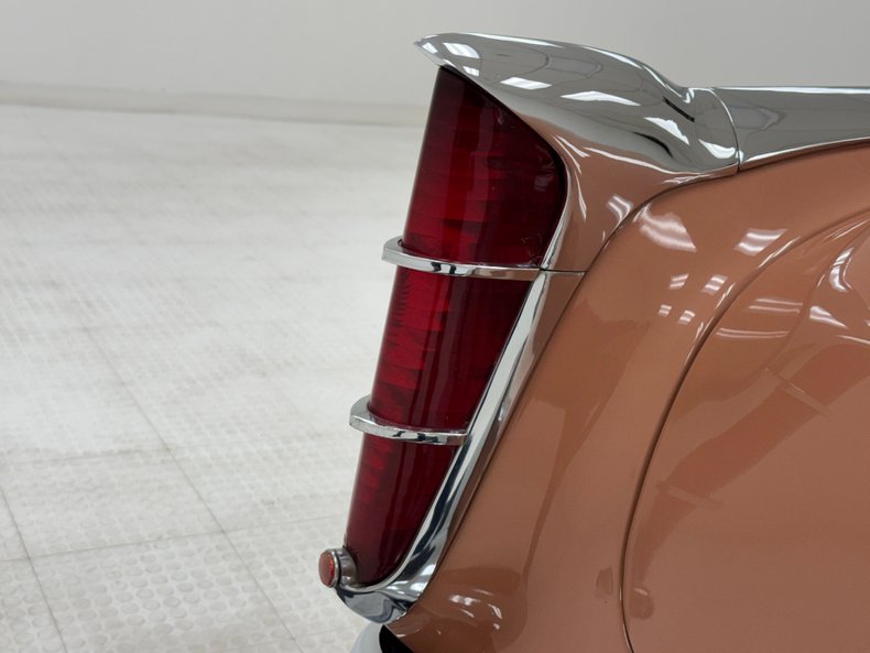 Chrysler-New-yorker-1955-Canyon-Tan-Coral-17