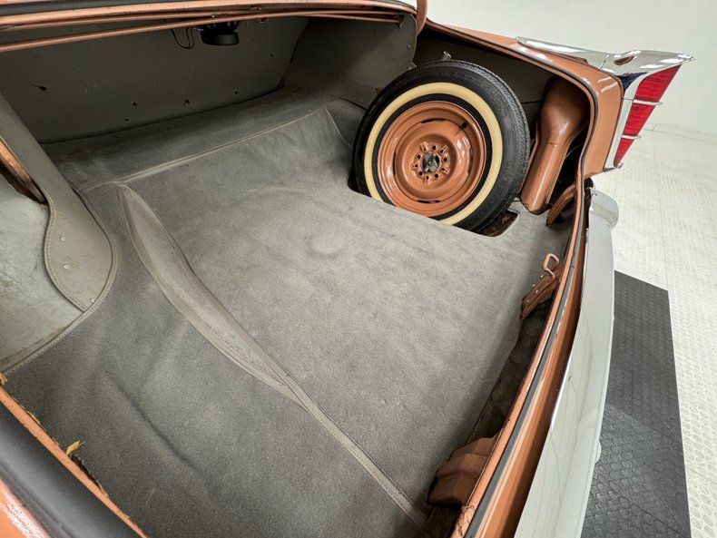 Chrysler-New-yorker-1955-Canyon-Tan-Coral-27