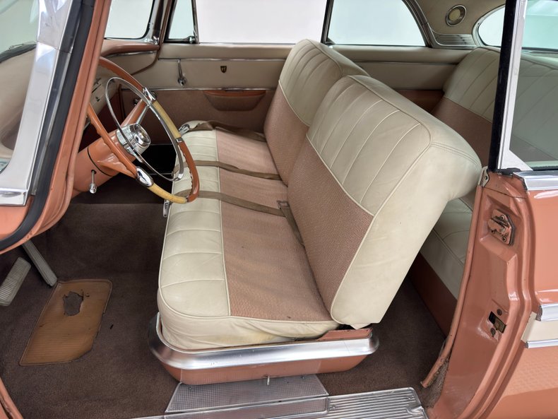 Chrysler-New-yorker-1955-Canyon-Tan-Coral-32