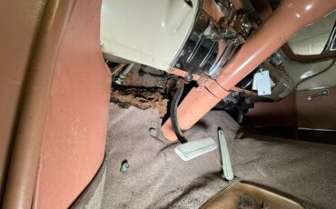 Chrysler-New-yorker-1955-Canyon-Tan-Coral-42