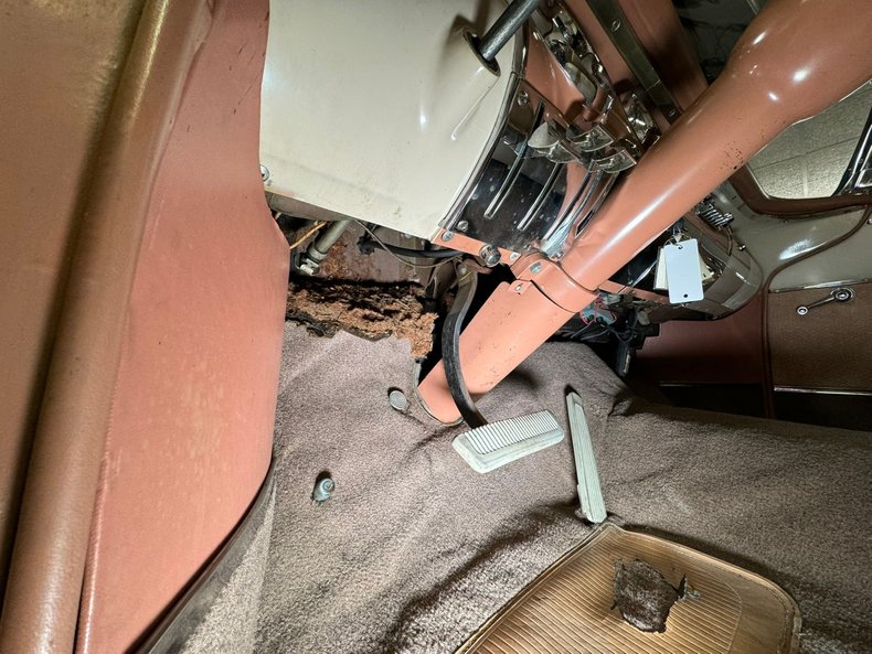 Chrysler-New-yorker-1955-Canyon-Tan-Coral-42