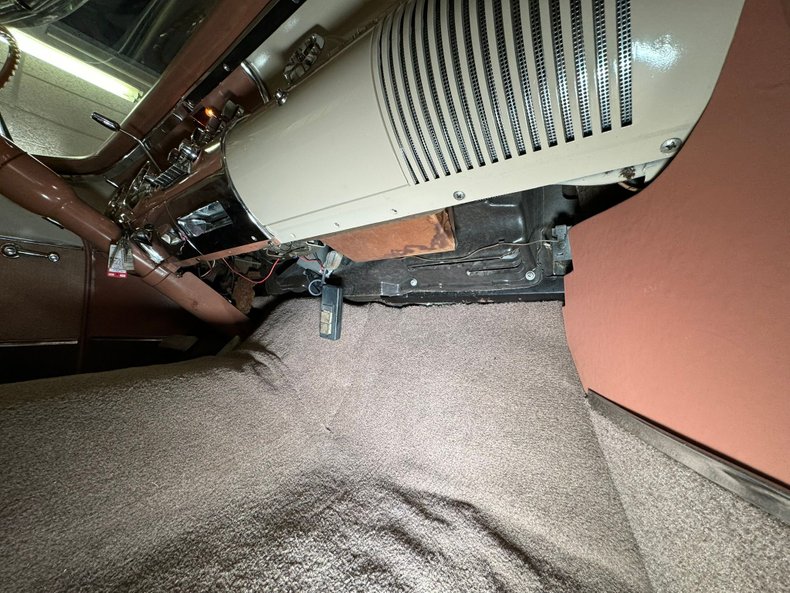 Chrysler-New-yorker-1955-Canyon-Tan-Coral-43