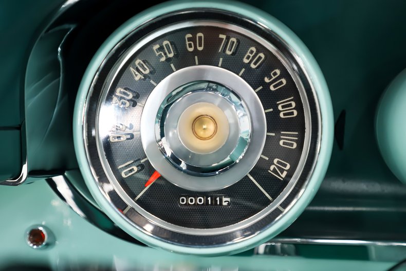 Chrysler-New-yorker-1957-Indian-Turquoise-Turquoise-13