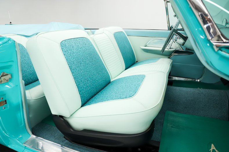 Chrysler-New-yorker-1957-Indian-Turquoise-Turquoise-2