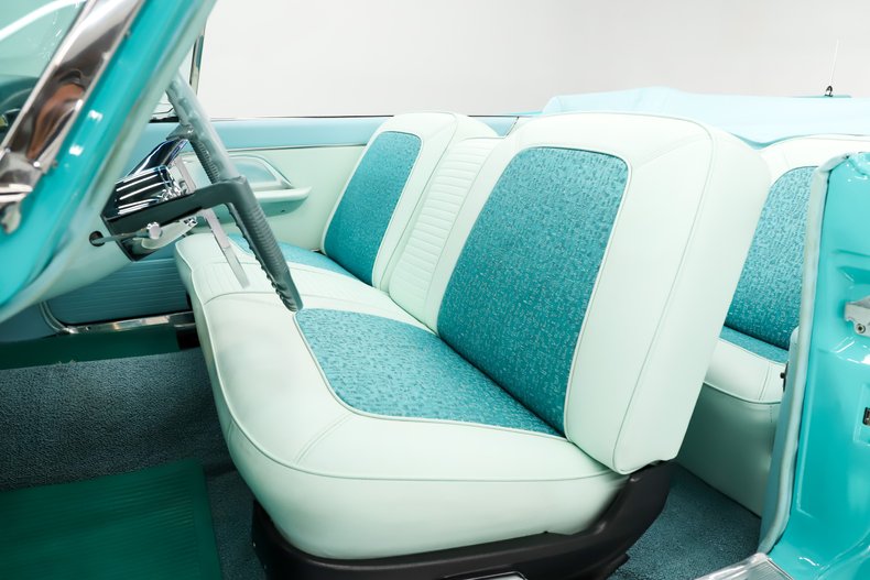 Chrysler-New-yorker-1957-Indian-Turquoise-Turquoise-21