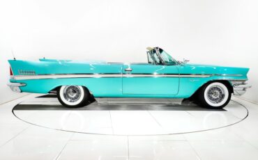 Chrysler-New-yorker-1957-Indian-Turquoise-Turquoise-24