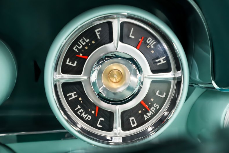 Chrysler-New-yorker-1957-Indian-Turquoise-Turquoise-28