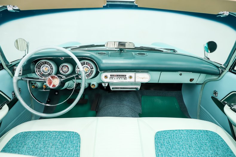 Chrysler-New-yorker-1957-Indian-Turquoise-Turquoise-30