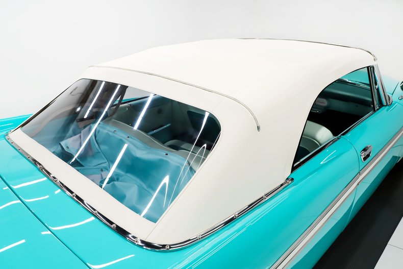 Chrysler-New-yorker-1957-Indian-Turquoise-Turquoise-40