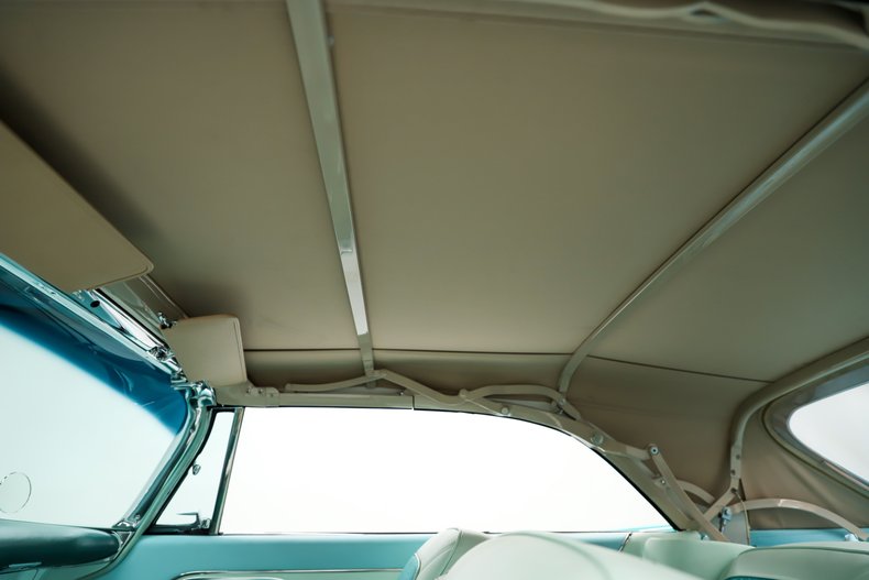 Chrysler-New-yorker-1957-Indian-Turquoise-Turquoise-42