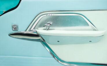 Chrysler-New-yorker-1957-Indian-Turquoise-Turquoise-46