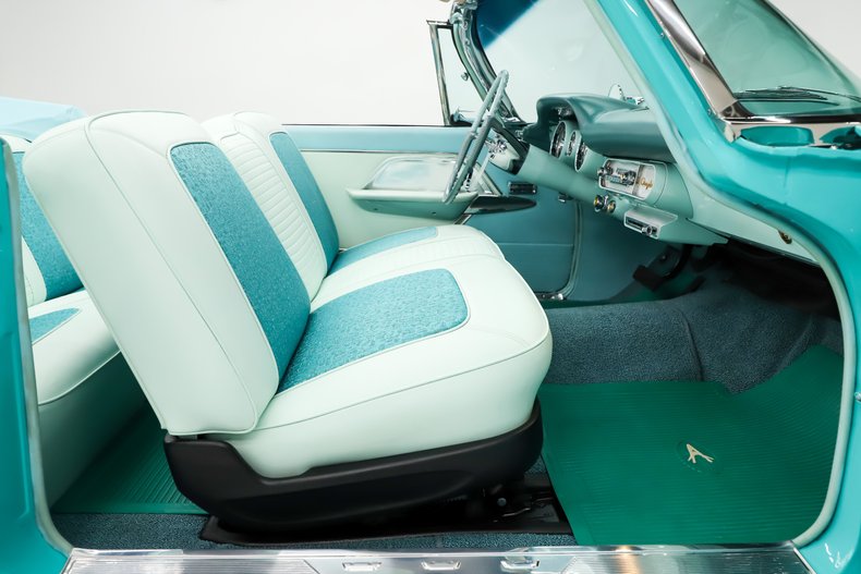 Chrysler-New-yorker-1957-Indian-Turquoise-Turquoise-8